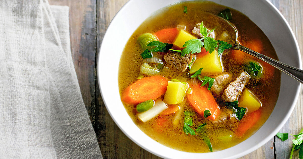 Pichelsteiner Eintopf mit Herbstgemüse und Rindfleisch Apotheken Umschau