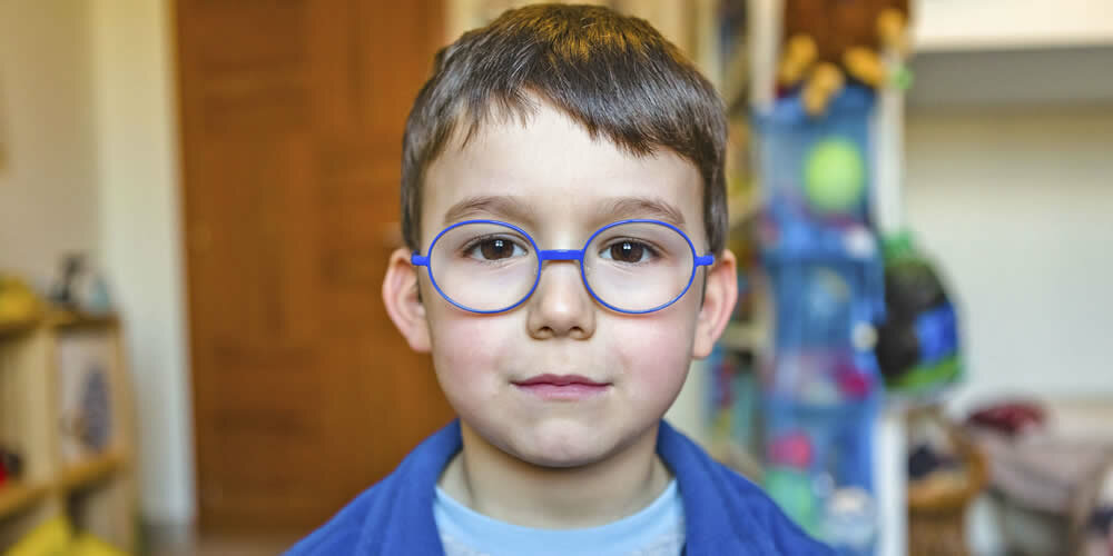 Die passende Brille für mein Kind | Apotheken Umschau