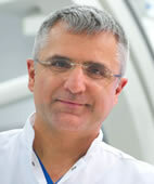 Prof. Dr. med. Nikolaus Haas ist Leiter der Abteilung für Kinderkardiologie und Pädiatrische Intensivmedizin der LMU München