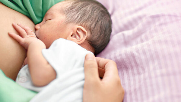 Stillen: Basiswissen für Mütter | Apotheken Umschau