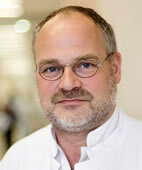 Prof. Dr. Ekkehard Schleußner ist Direktor der Universitätsfrauen­klinik in ­Jena