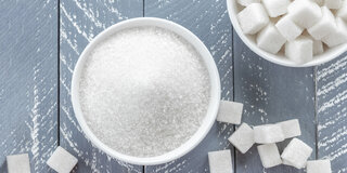 Saccharose wird aus Zuckerrüben oder Zuckerrohr erzeugt