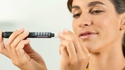 Insulinpen zum spritzen vorbereiten