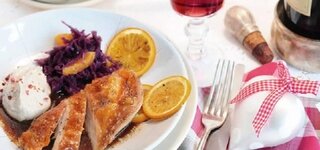 Orangen-Hähnchenbrust mit Maronenpüree und Rotkraut