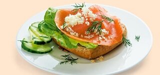 Lachsbrötchen