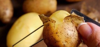 Kartoffeln schälen