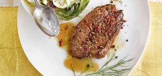 Pfeffersteak mit Fenchel-Kartoffel-Salat