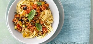 Spaghetti mit Gemüsesojanaise