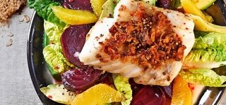 Knusperfisch mit Rote-Bete-Orangen-Salat