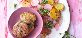 Frikadellen mit Gurken-Salsa