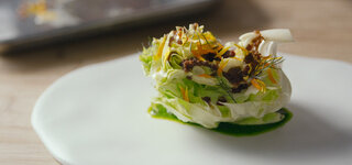 Salatherz mit Ajo Blanco