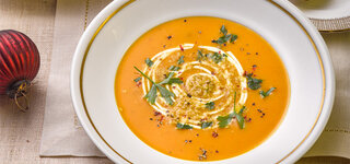 Orangen-Kürbis-Creme mit Spekulatiusbröseln