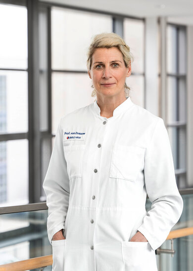 Professorin Vera von Dossow, Direktorin des Instituts für Anästhesiologie und Schmerztherapie an der Universitätsklinik Bochum.