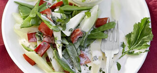 Gemüse-Trio mit Curry-Dip