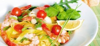 Pasta mit Garnelen und Cocktailtomaten
