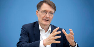 Bundesgesundheitsmininister Karl Lauterbach plant strukturelle Veränderungen im Apothekenmarkt.