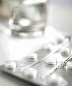 Tabletten mit Schilddrüsenhormon sind notwendig, wenn das Organ ganz entfernt wurde