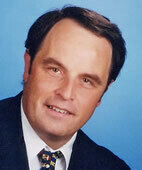 Unser Experte: Professor Dr. Peter Mayser