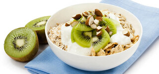 Müsli/Kiwi Frühstück