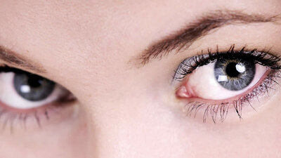 Augenweiß tropfen - Die qualitativsten Augenweiß tropfen analysiert!