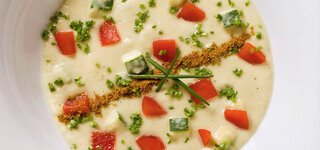 Steckrübeneintopf mit Paprika und Kokosmilch