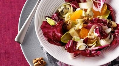 Fruchtiger Chicoree-Radicchio-Salat