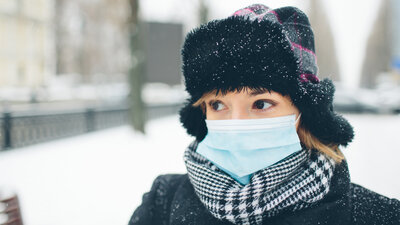 Winter-Effekt: Warum es Corona in der kalten Jahreszeit leichter hat Coronavirus Covid19 Winter Aerosole 